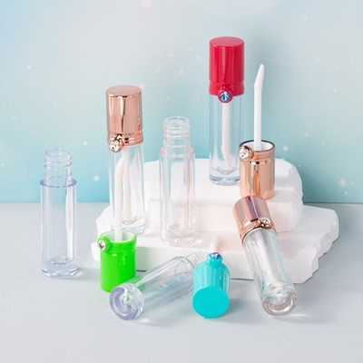 4ml Plastik Lippenglasur mit Bohrkappe, Farbe und Logo
