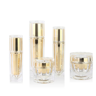 Zusammensetzung für die Verpackung von kosmetischen Produkten 30 ml 50 ml 100 ml 30 g 50 g perfekt