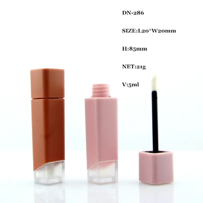 5 ml Lipgloss-Röhre mit leeren Verpackungen