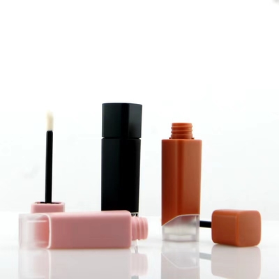 5 ml Lipgloss-Röhre mit leeren Verpackungen