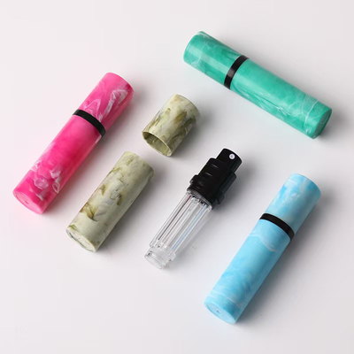 Großhandel leere tragbare Verpackung für Kunststoff-Parfüm-Spray-Pen