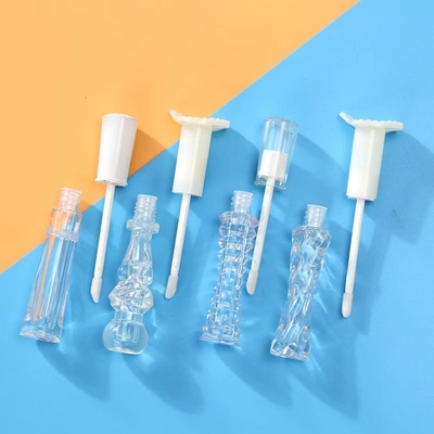 Schillernde Farben Maßgeschneiderte 2,4 ml leere Lippenglans Tube Behälter für Kosmetik