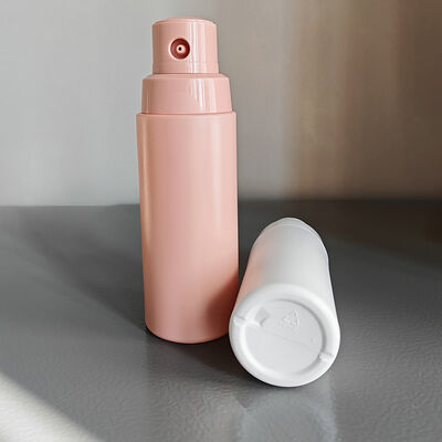 Großhandelsflasche mit Pulversprühflasche aus PE-Kunststoff mit Seidenschirmdruck in 60G, 100G und 150G Größen für Talkpulverververpackungen