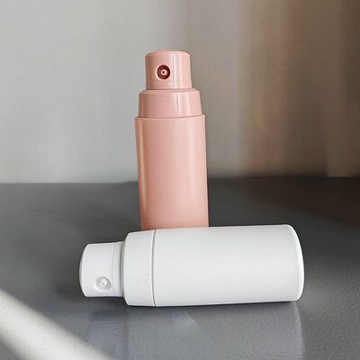 Großhandelsflasche mit Pulversprühflasche aus PE-Kunststoff mit Seidenschirmdruck in 60G, 100G und 150G Größen für Talkpulverververpackungen