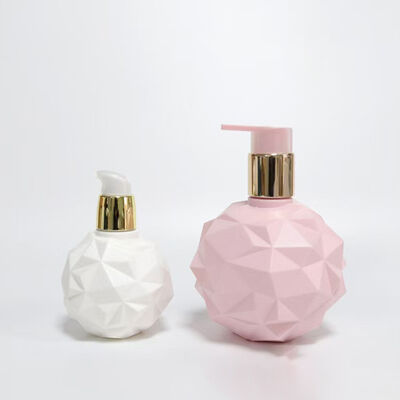 120/300ML Kosmetik-Sprühflasche mit Diamantschliff und lebensmittelechtem Kunststoff für Hautpflege-Lotion-Behälter