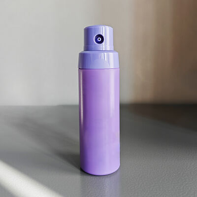 Großhandel Plastikpulver-Sprühflaschen 60ML 100ML 150ML für Toilette und Babypulver mit individuellen Farben