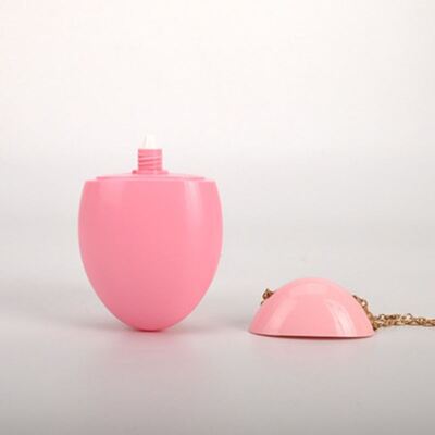 50 ml Ei-Stil Sonnencreme-Flasche mit abnehmbarer Goldkette und anpassbarem Design für die kosmetische Verpackung
