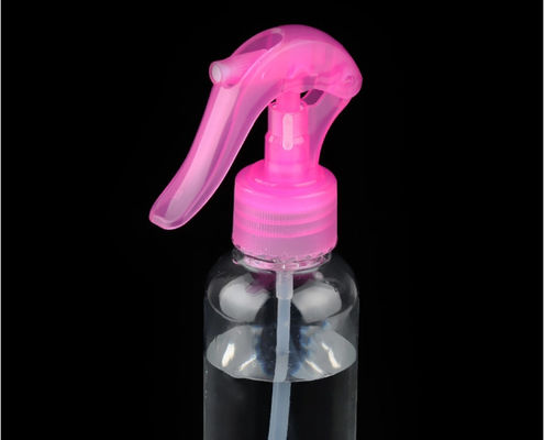 Pinkfarbene Plastik-Trigger-Sprühpumpe mit feinem Nebelspritz für Kosmetikflaschen